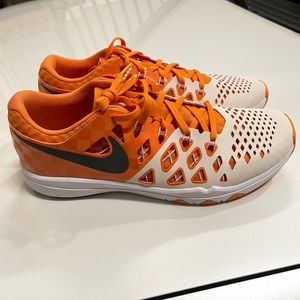 Tennessee Nike shoes 10